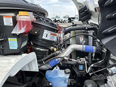2025 Freightliner M2106