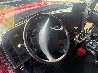 2013 Freightliner 114SD