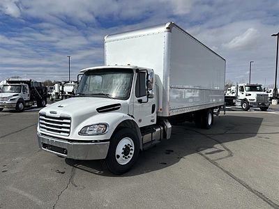2025 Freightliner M2106