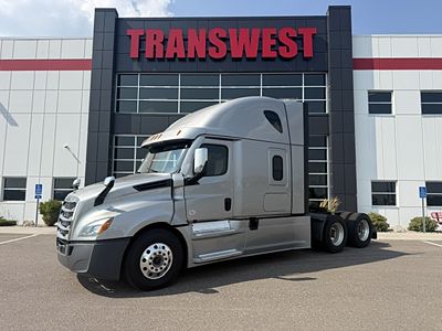 2022 Freightliner CASCADIA 126