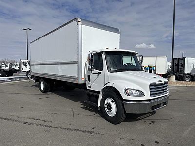 2025 Freightliner M2106