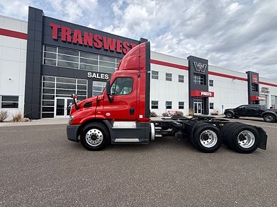 2018 Freightliner CA113DC