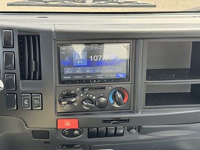 2025 Isuzu NRR GAS