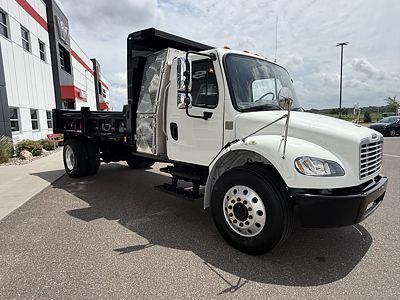 2019 Freightliner M2 106