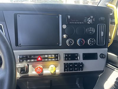 2022 Freightliner PT126SLP