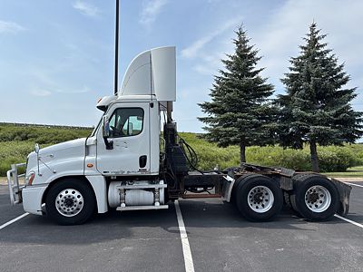 2010 Freightliner CASCADIA