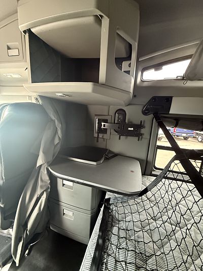 2022 Kenworth T680