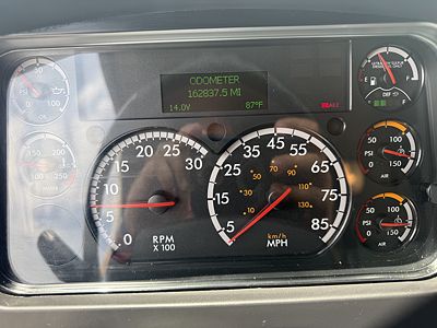 2019 Freightliner M2 106