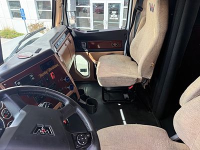 2022 WST 5700XE SLP 