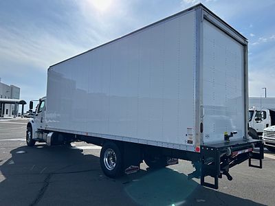2025 Freightliner M2106