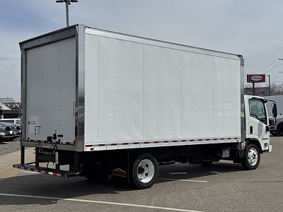 2025 Isuzu NRR GAS