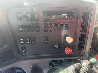 2013 Freightliner 114SD