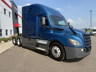 2021 Freightliner CASCADIA 126
