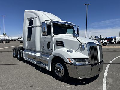 2022 WST 5700XE SLP 