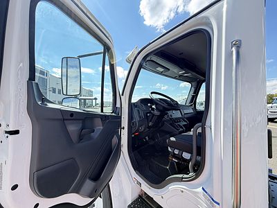 2027 Freightliner M2106