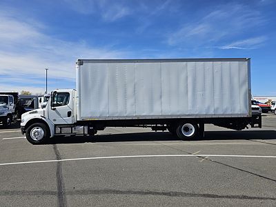 2019 Freightliner M2 106