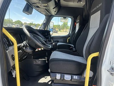 2022 Freightliner PT126SLP