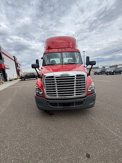 2018 Freightliner CA113DC
