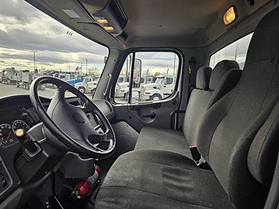 2023 Freightliner M2 106