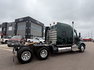 2018 Peterbilt 579