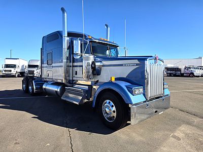 2026 Kenworth W900