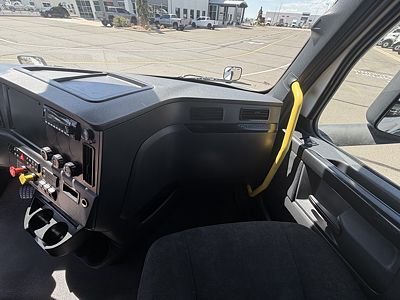 2024 Freightliner PT126SLP