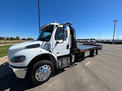 2027 Freightliner M2106