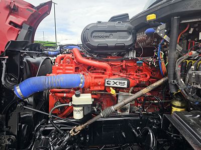 2023 Peterbilt 579