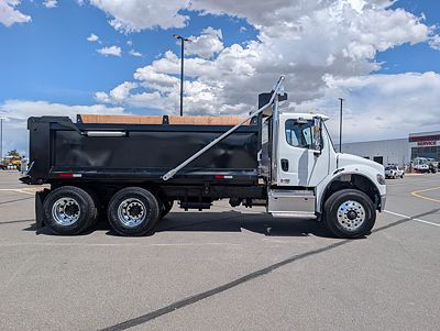 2027 Freightliner M2106