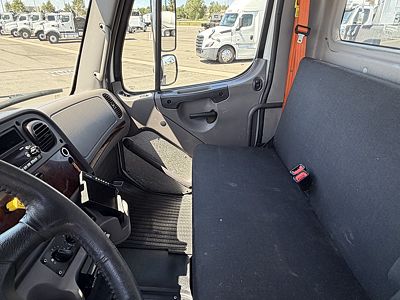 2022 Freightliner M2 106