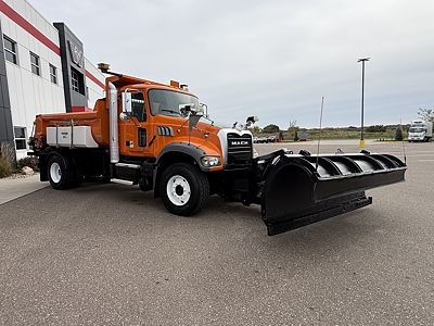 2017 Mack Granite