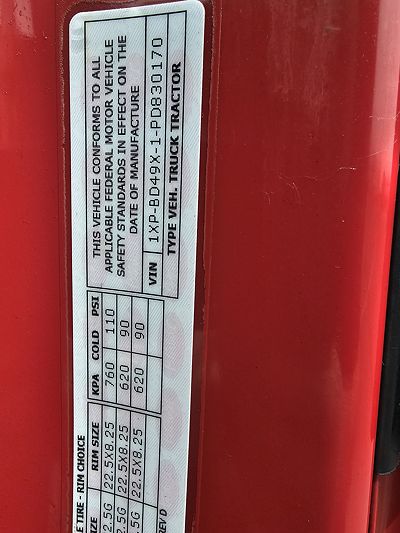 2023 Peterbilt 579