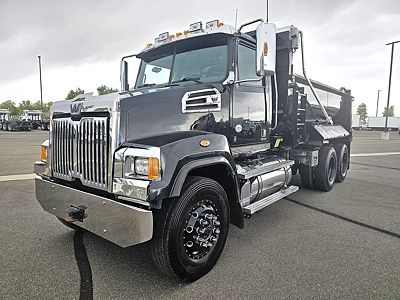 2018 WST 4700SF