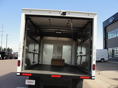 2024 Ford T-350