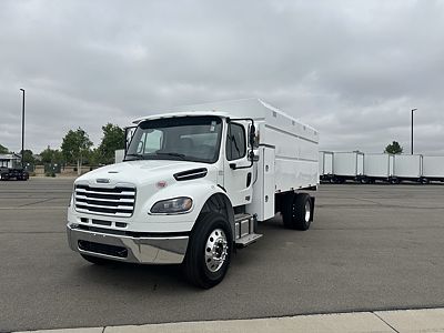 2027 Freightliner M2106