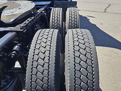 2022 WST 5700XE SLP 
