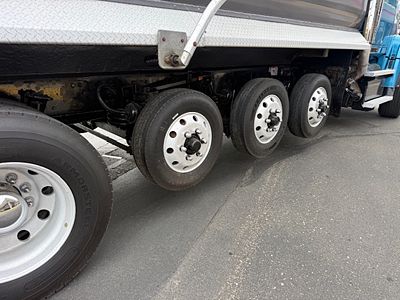 2019 WST 4700SF