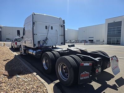 2017 Freightliner CASCADIA