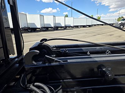 2022 Peterbilt 337