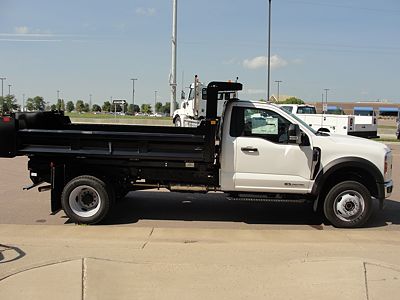 2025 Ford F-550