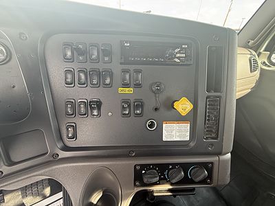 2020 Freightliner 114SD
