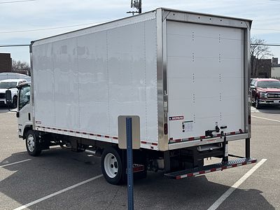 2025 Isuzu NRR GAS