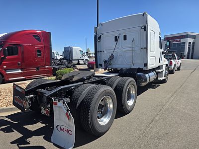2017 Freightliner CASCADIA