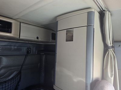 2017 Freightliner CASCADIA