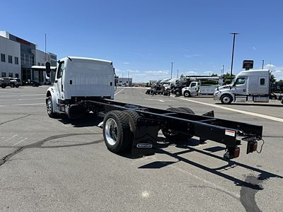 2027 Freightliner M2106