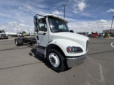 2027 Freightliner M2106