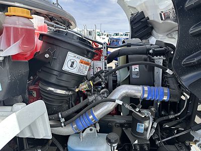 2025 Freightliner M2106