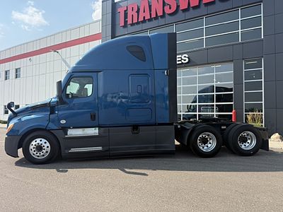 2021 Freightliner CASCADIA 126