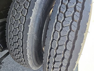 2017 WST 4700SB