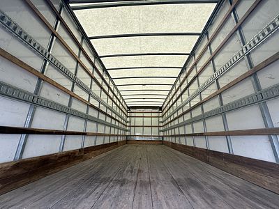 2022 Freightliner M2 106